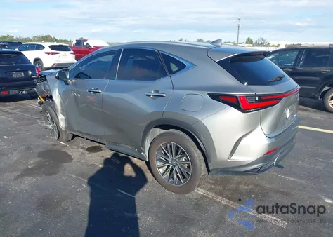 2025 Lexus Nx 250 Premium z USA, uszkodzony, nr VIN 2T2GDCAZXSC019452